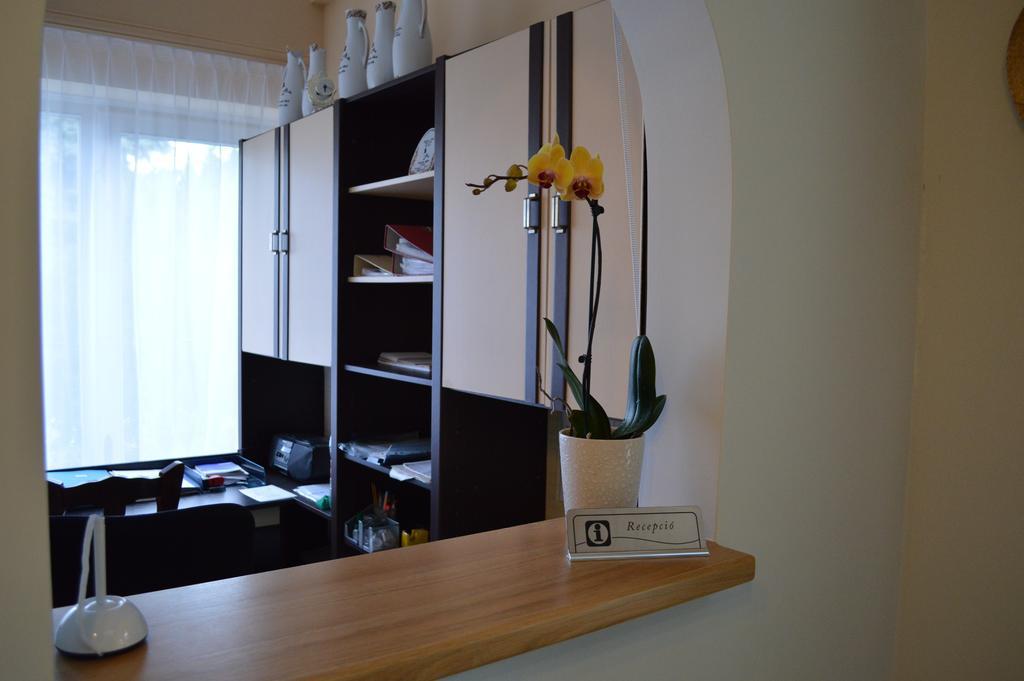 ジュール Muskatli Panzio Bed & Breakfast エクステリア 写真